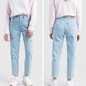 LEVI’S Mom Jeans Floral Embroidered Premium Denim Women’s Size 28